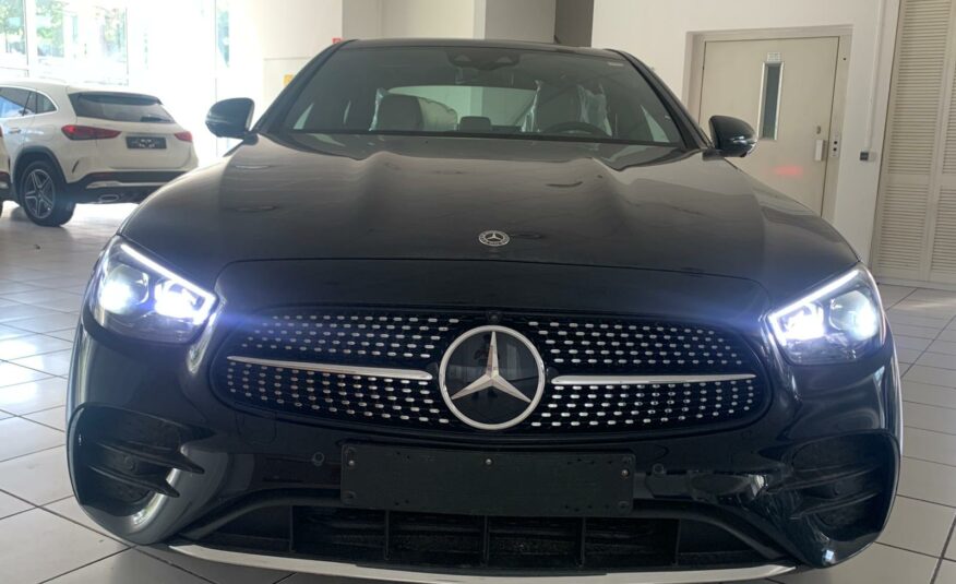 Mercedes Benz E 300 e Black MY 2021 (10090) (1.123.000,00 MAD)