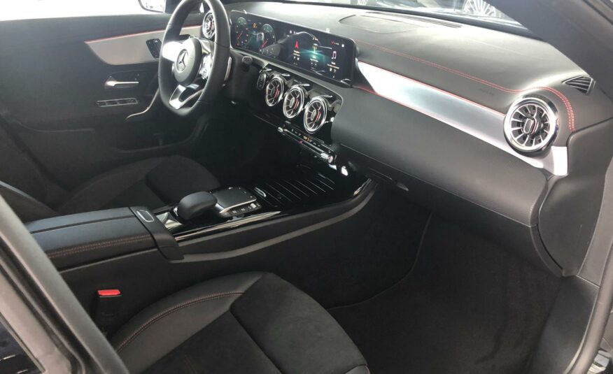 Mercedes Benz CLA 200 MY 2021 Cosmos Noir – Finition Métallique  (10121) (621.000,00 MAD)