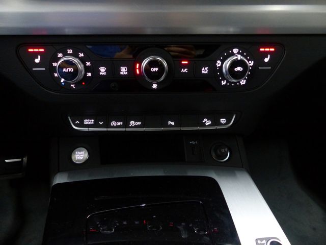 Audi Q5 Sportback 40 TDI S Line MY 2021 Daytona gray metallic (10129) (959.000,00 MAD)
