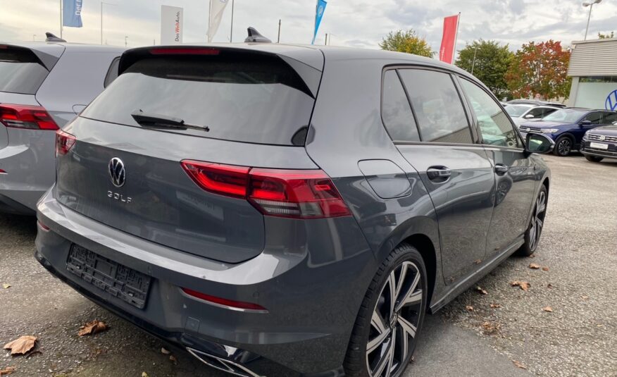 Golf 8 2.0 TDI R-Line MON 2021 Gris Dauphin Metallique Alcantara Gris (10133) (516.000,00 MAD)