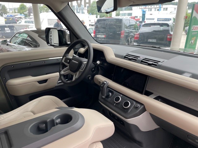 Land Rover Defender 90 P400 Essence Premiere Edition Cuir Gland (10144) (1.138.000,00 MAD)