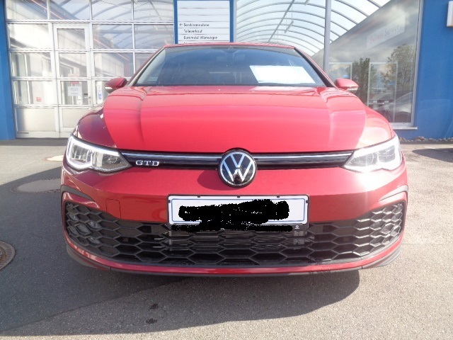 VW Golf 8 GTD 2.0 TDI MON 2021 SCR DSG Kings Rouge Tissu , Noir (10130) (510.000,00 MAD)