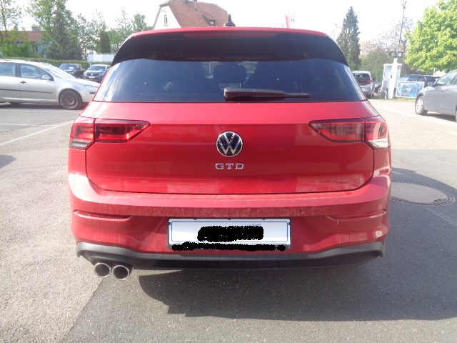 VW Golf 8 GTD 2.0 TDI MON 2021 SCR DSG Kings Rouge Tissu , Noir (10130) (510.000,00 MAD)