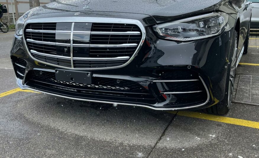 Mercedes Benz S 450 Obsidian black metallic Leather luxury red MY 2022 (10214) (2.558.000,00 MAD)