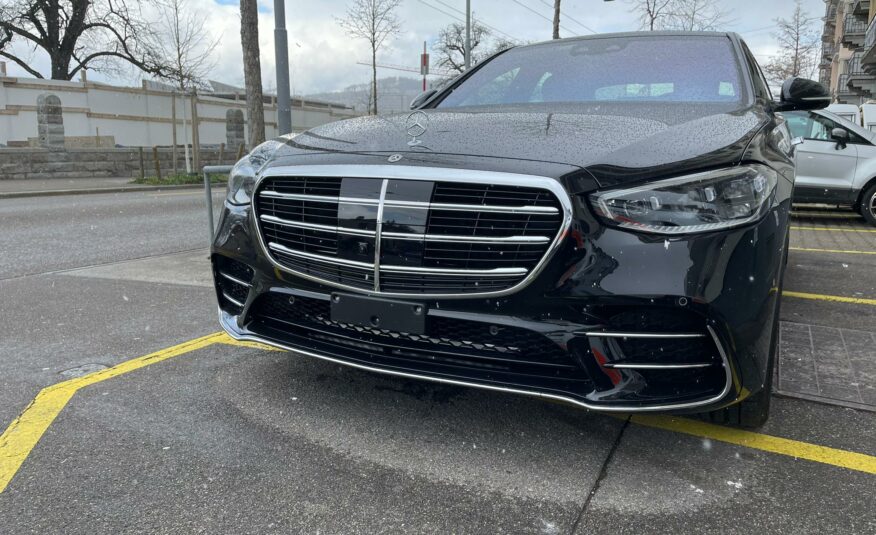 Mercedes Benz S 450 Noir  Obsidienne  Métallisé / Cuir  Rouge  Luxe MON 2022 (10214) (2.558.000,00 MAD)