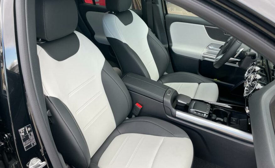 Mercedes Benz GLA 220 D Cosmos Noir Metal AC MON 2022 (10179) (730.000,00 MAD)