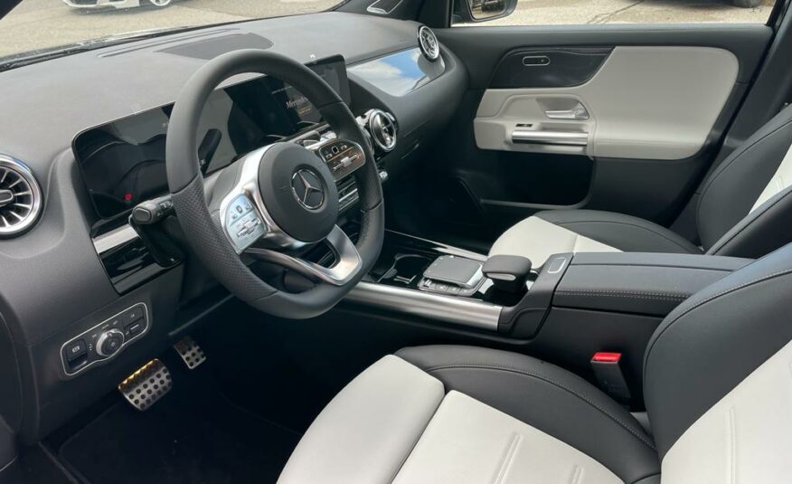 Mercedes Benz GLA 220 D Cosmos Noir Metal AC MON 2022 (10179) (730.000,00 MAD)
