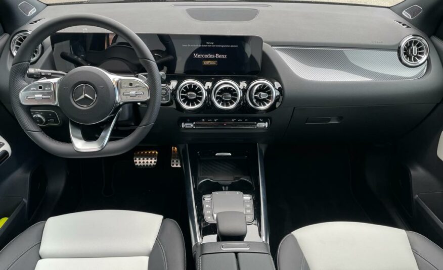 Mercedes Benz GLA 220 D Cosmos Noir Metal AC MON 2022 (10179) (730.000,00 MAD)