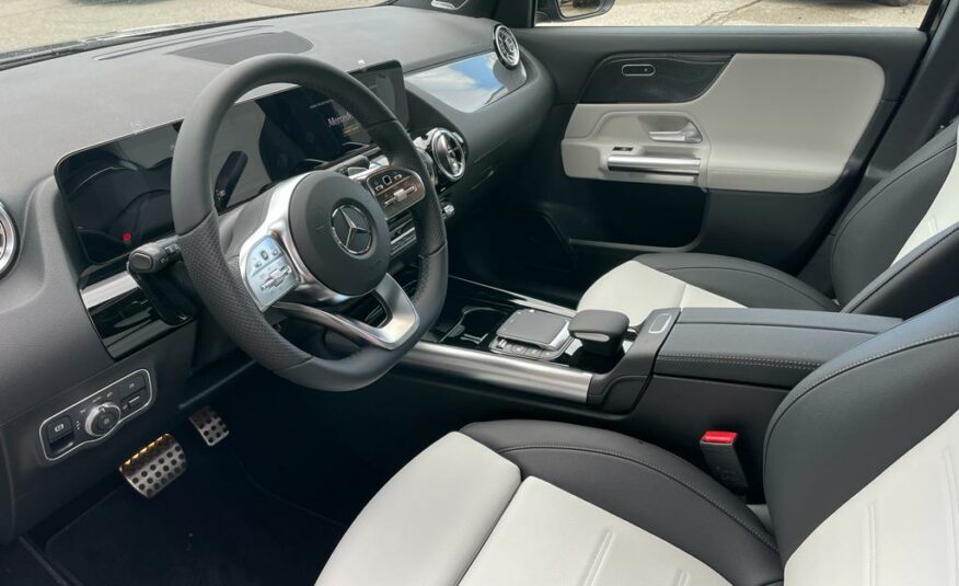 Mercedes Benz GLA 220 D Cosmos Noir Metal AC MON 2022 (10179) (730.000,00 MAD)