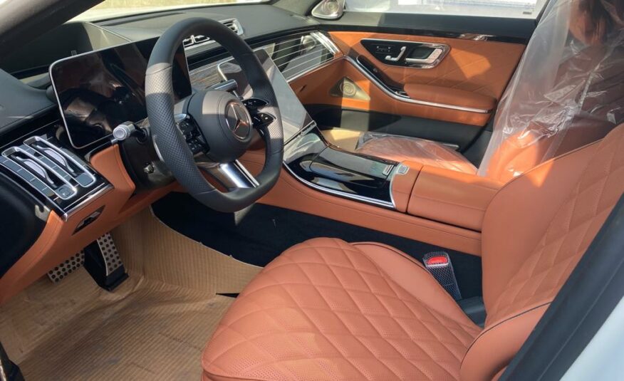 Mercedes Benz S 580 Longue Diamand Blanc Marron Noir MON 2022 (10188) (2.558.000,00 MAD)